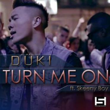 Düki - Turn me on